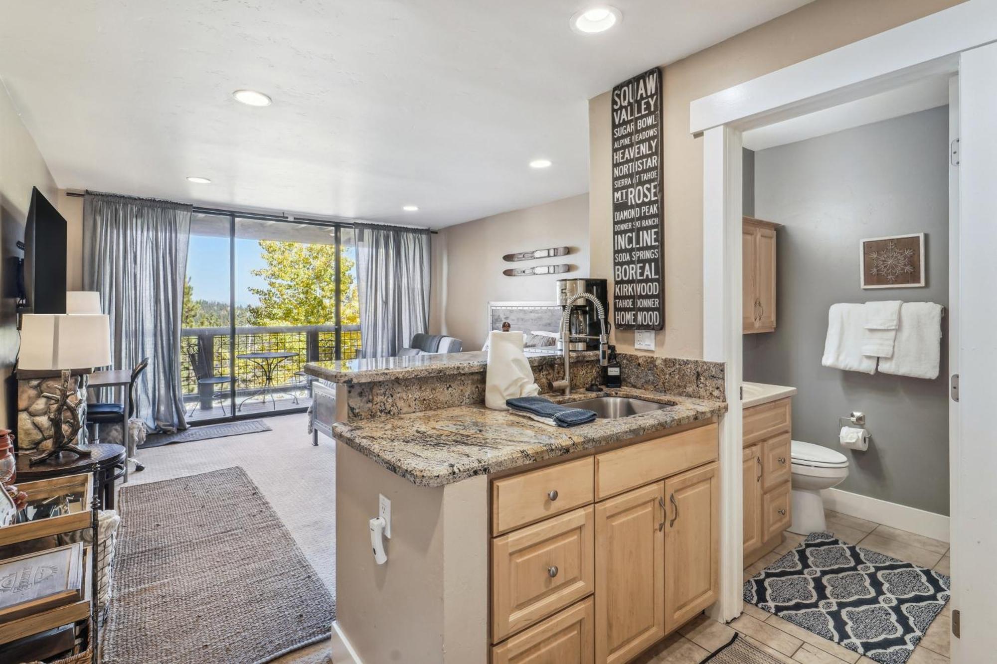 Truckee Studio With Balcony And On-Site Skiing! Exteriör bild